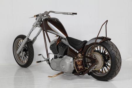 Chopper SE Motorrad von der Seite