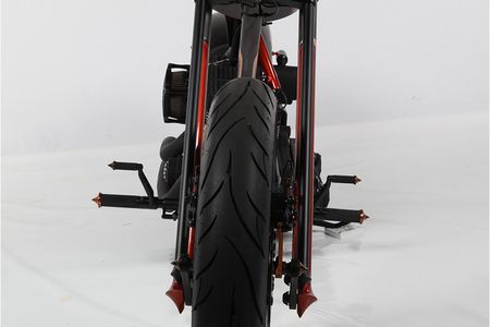 Lowrider Motorrad von hinten