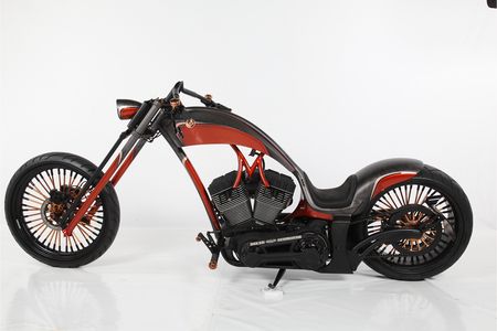 Lowrider Motorrad von der Seite