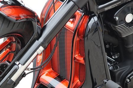 VR Orange Motorrad Nahaufnahme