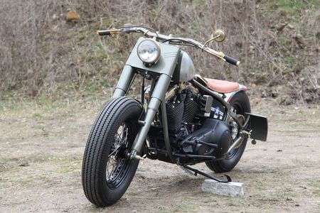 Ellie Motorrad von vorne