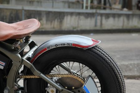 Ellie Motorrad Nahaufnahme vom Reifen